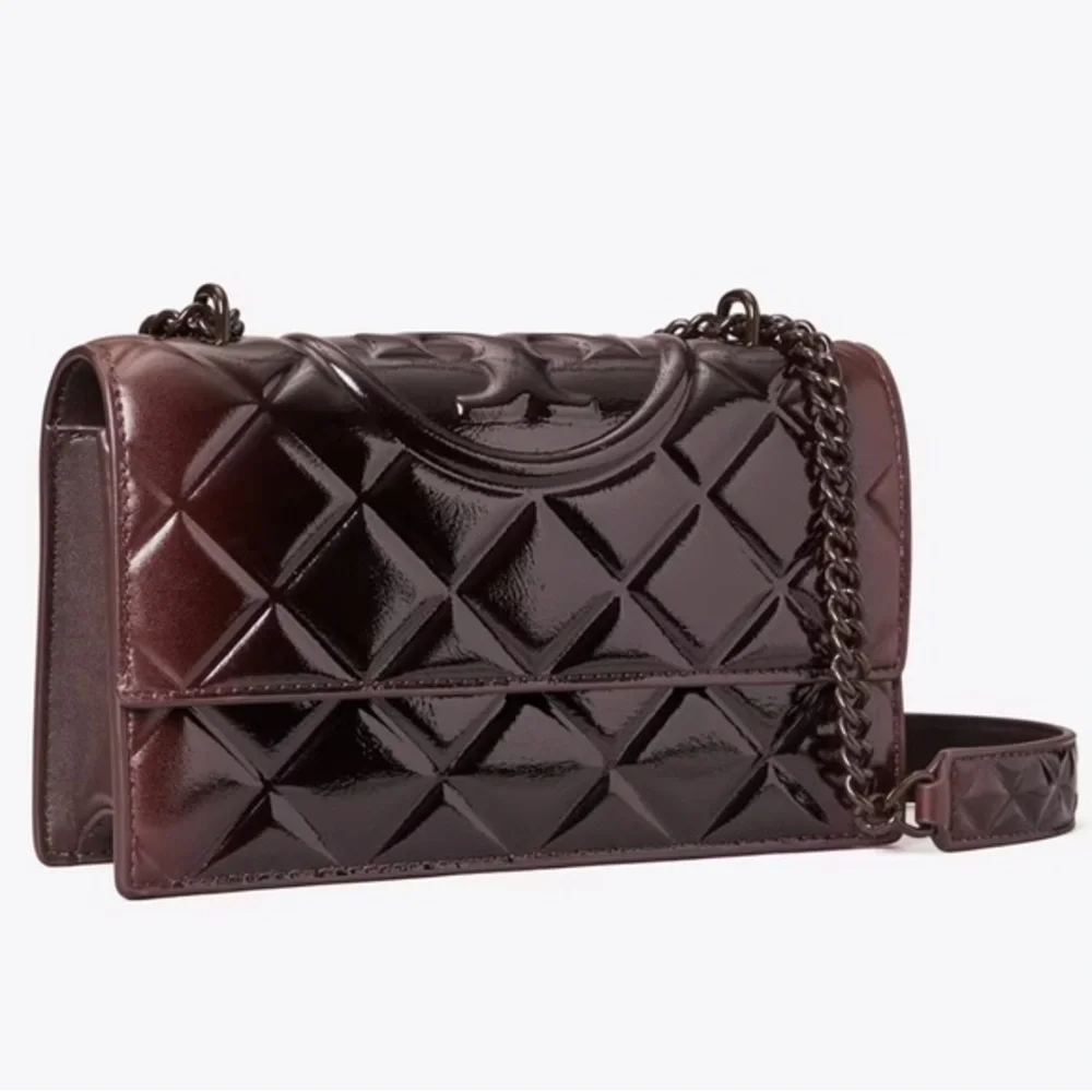 Tory Burch SMALL FLEMING PATENT SHOULDER BAG
